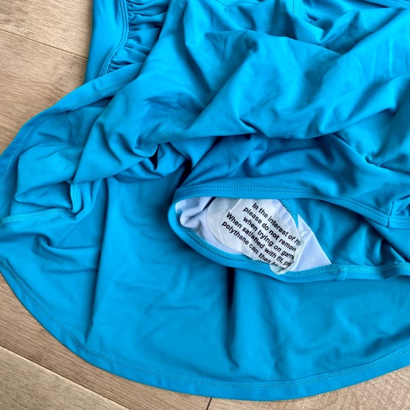 Beautiful Aqua Retro Style New With Tags One Piece Swimsuit - Picture 7 of 9